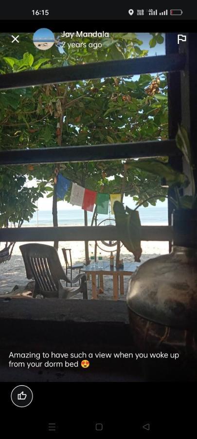 Beachcampers Only For Foreign Traveler'S Alappuzha Exterior photo